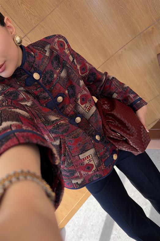 Gold Düğmeli Desenli Ceket