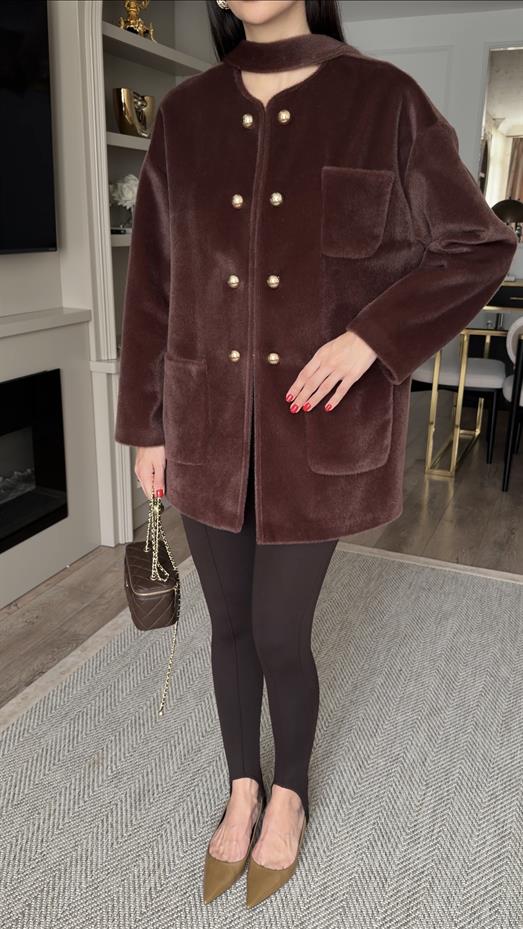 Gold Düğmeli Kahve Kısa Kürk Ceket