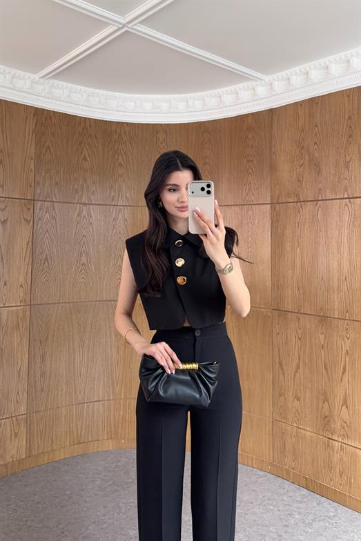 Gold Düğmeli Siyah Poplin Yelek