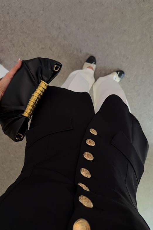 Gold Düğmeli Siyah Straplez Yelek