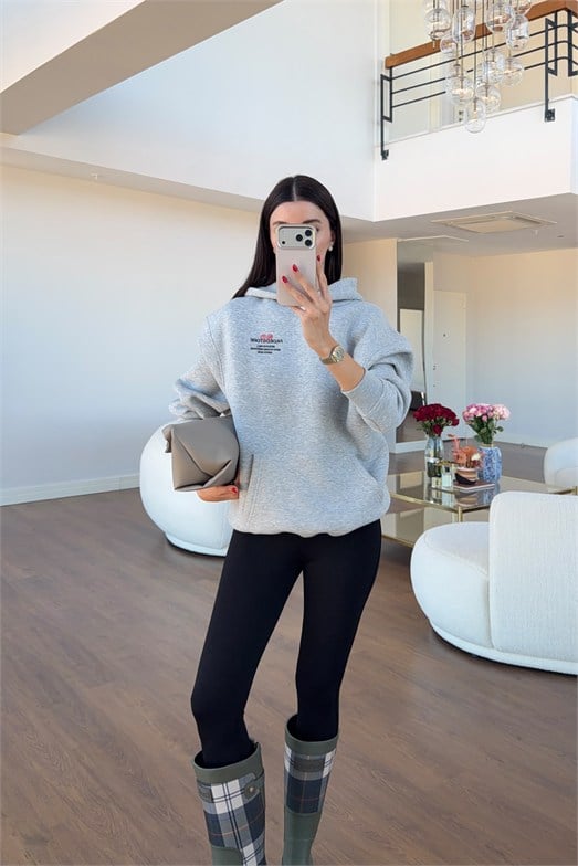 Gri Kapüşonlu Sırt Baskılı Sweatshirt