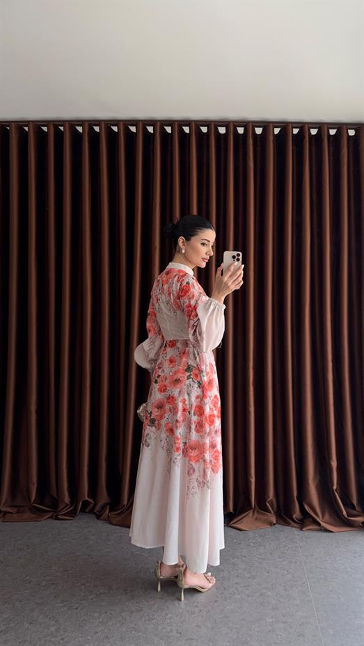 Gül Desenli Kemerli Elbise