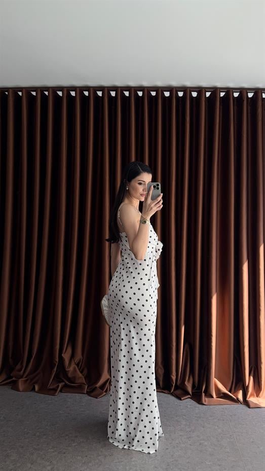 Güllü Puantiyeli Elbise