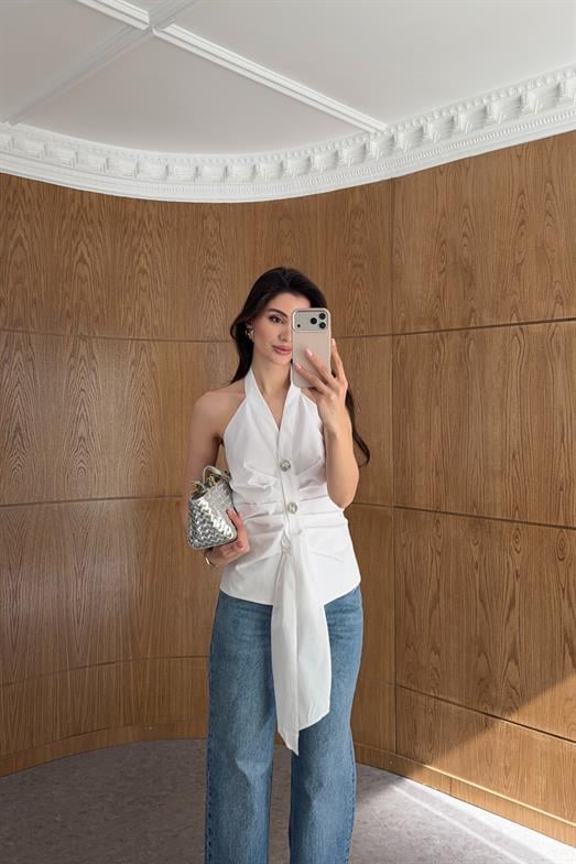 Halter Yaka Büzgü Detaylı Beyaz Bluz