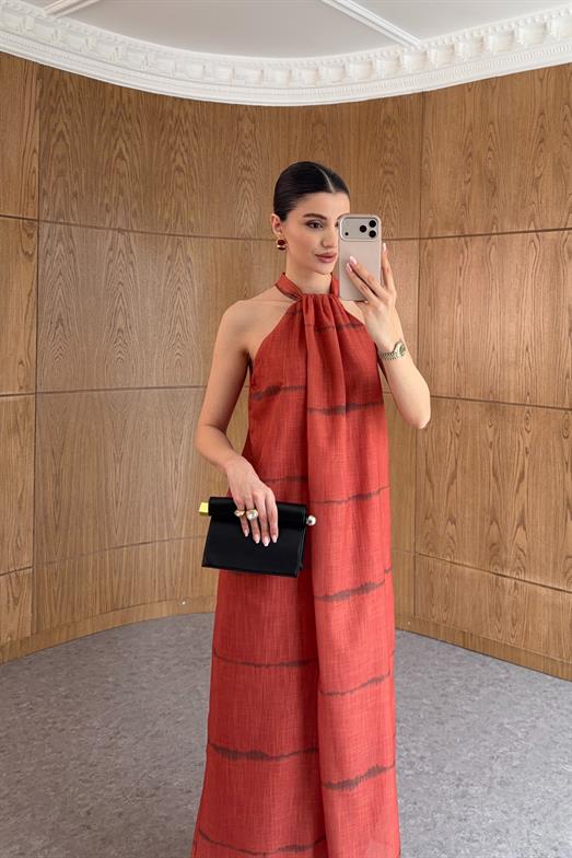 Halter Yaka Desenli Turuncu Elbise