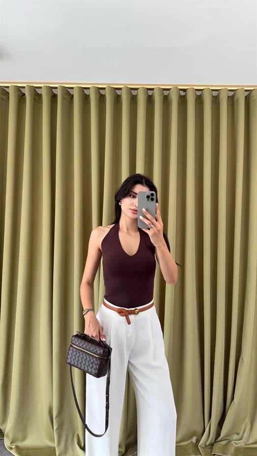 Halter Yaka Kahve Triko Bluz