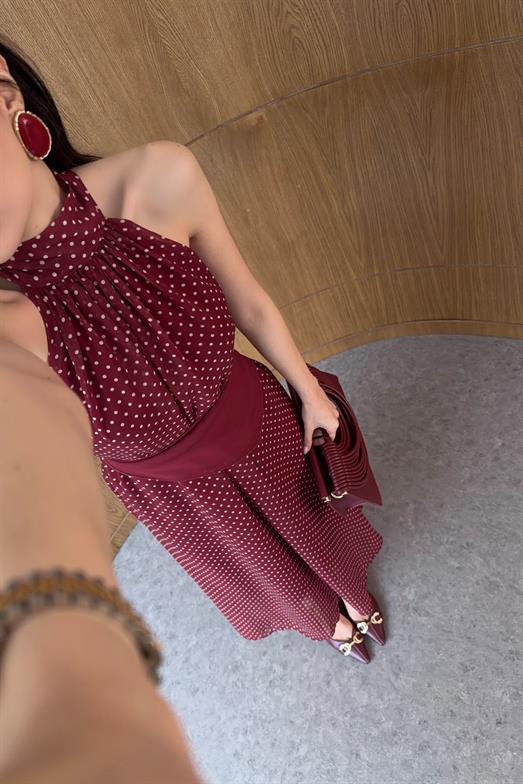 Halter Yaka Kırmızı Elbise
