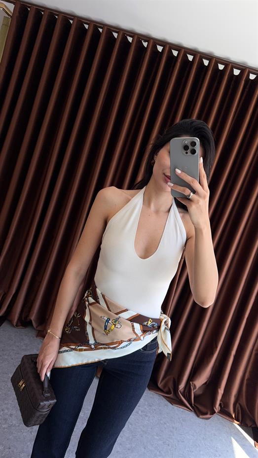 Halter Yaka Krem Triko Bluz