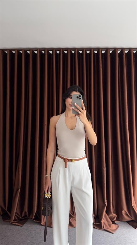 Halter Yaka Taş Triko Bluz