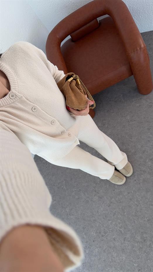 Hırkalı Krem Triko Takım