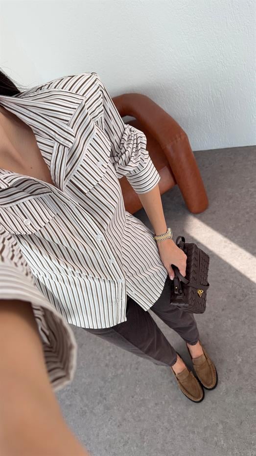 İri Vatkalı Çizgili Gri Gömlek