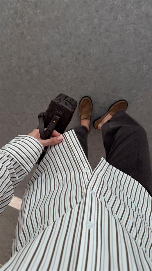 İri Vatkalı Çizgili Gri Gömlek