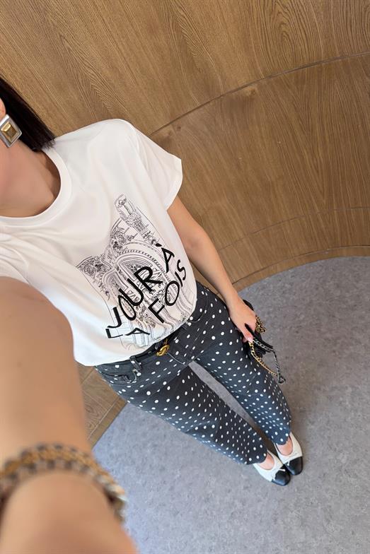 Jour A La Fois Beyaz Tshirt