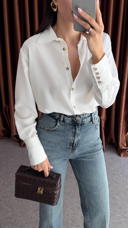 Kahve Düğmeli Beyaz Gömlek