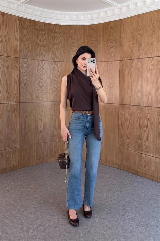 Kahve Kemerli Yıkamalı Mavi Jean
