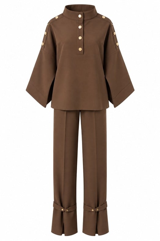 Kahverengi Gold Düğme Detaylı Paça Bantlı İkili Takım