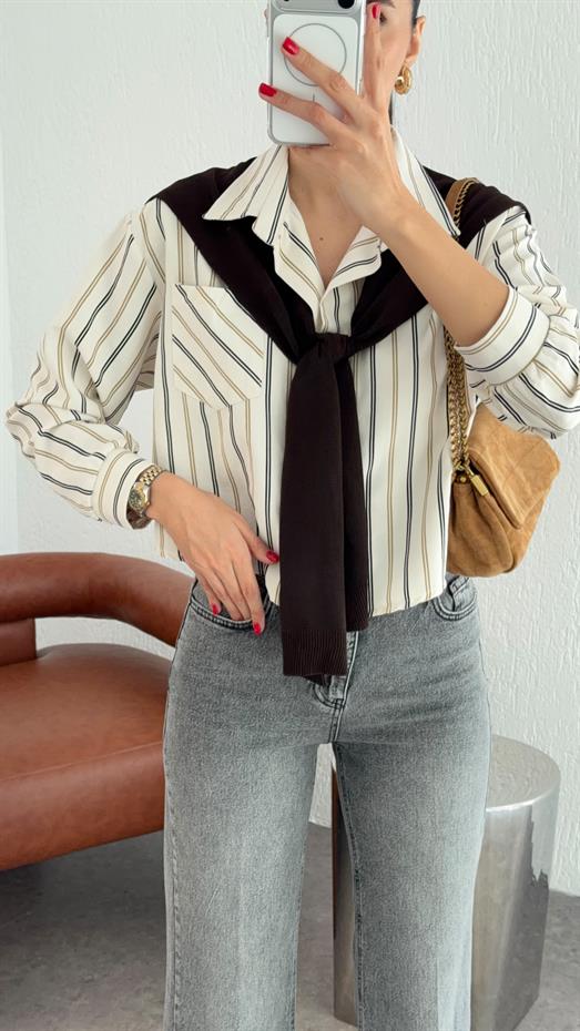 Kahverengi Triko Atkılı Gömlek