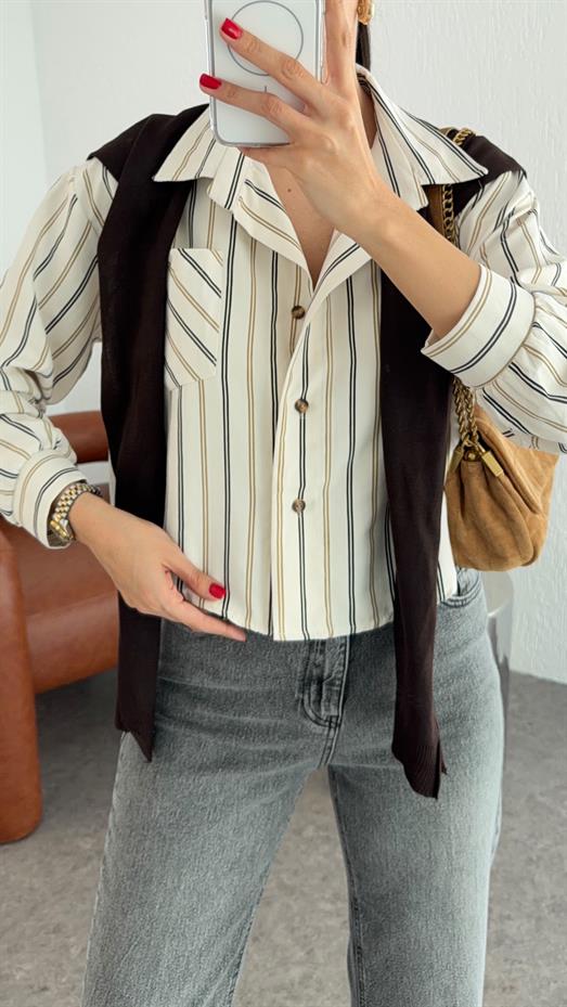 Kahverengi Triko Atkılı Gömlek