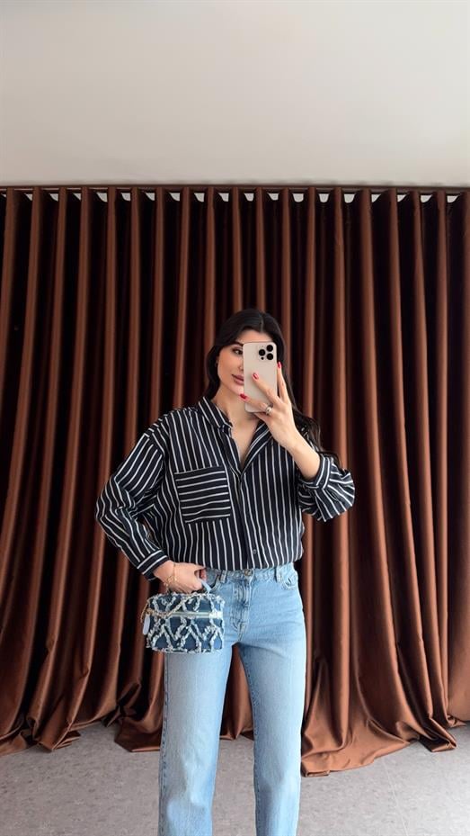 Kalın Çizgili Cepli Lacivert Gömlek