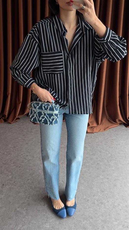 Kalın Çizgili Cepli Lacivert Gömlek