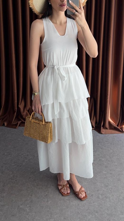 Katlı Beyaz Elbise