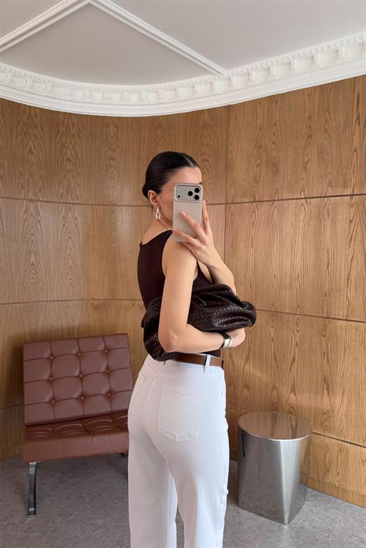 Kemerli Beyaz Jean