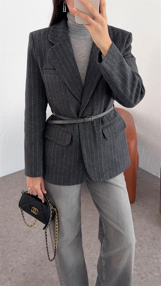 Kemerli Çizgili Kaşe Blazer