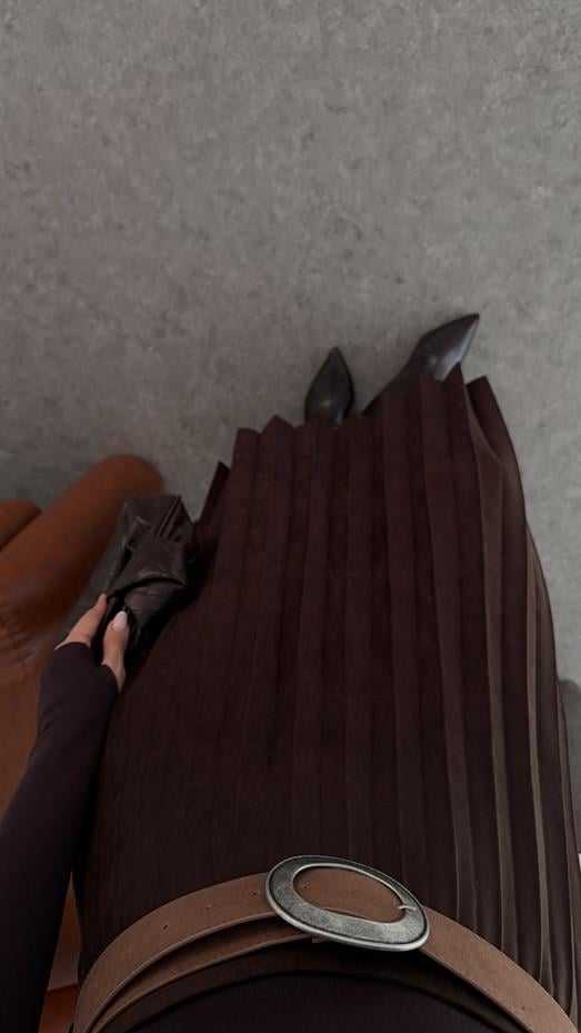 Kemerli Kahverengi Süet Etek