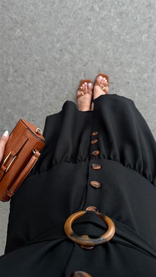 Kemerli Sıfır Kol Siyah Elbise