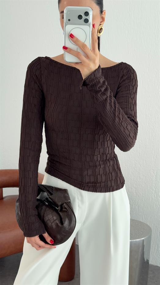 Kendinden Desenli Kahve Bluz