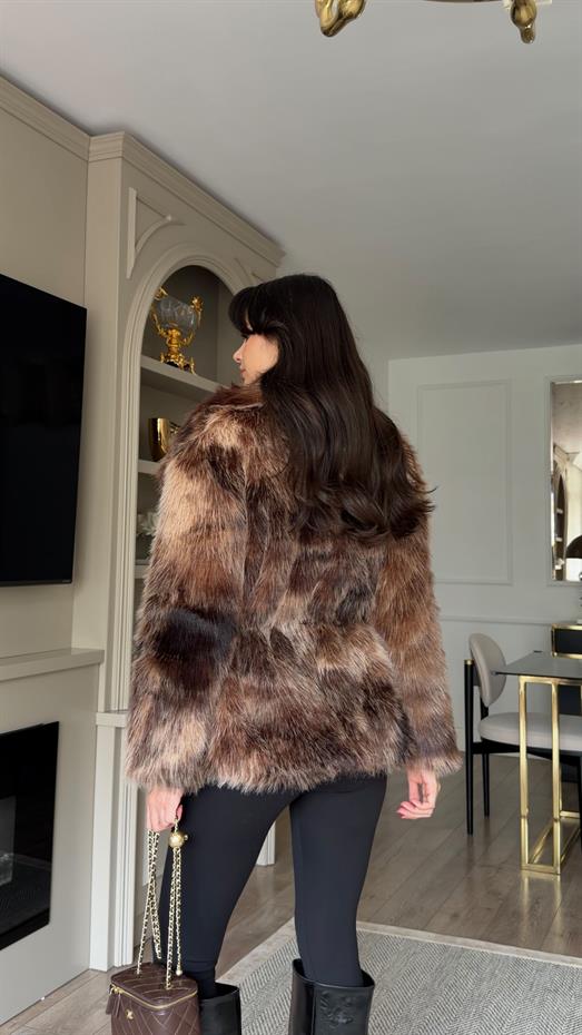 Kestane Kemerli Tüylü Özel Seri Kürk