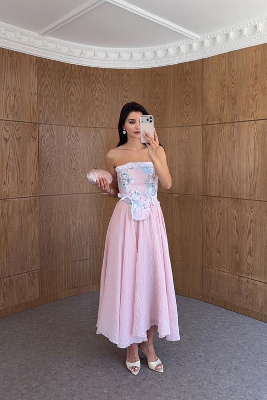 Kırışık Kumaşlı Asimetrik Pembe Etek