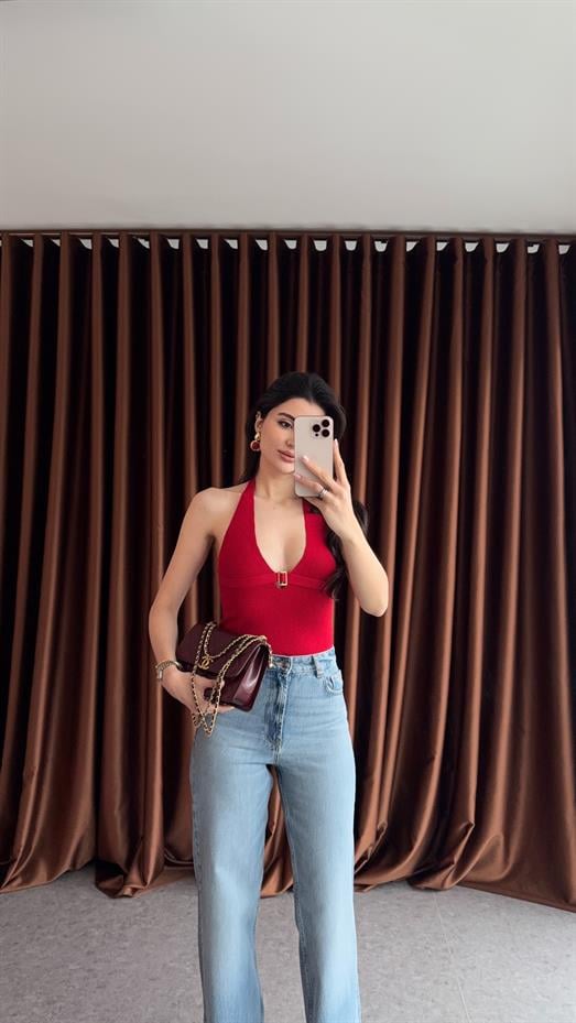 Kırmızı Çelik Triko