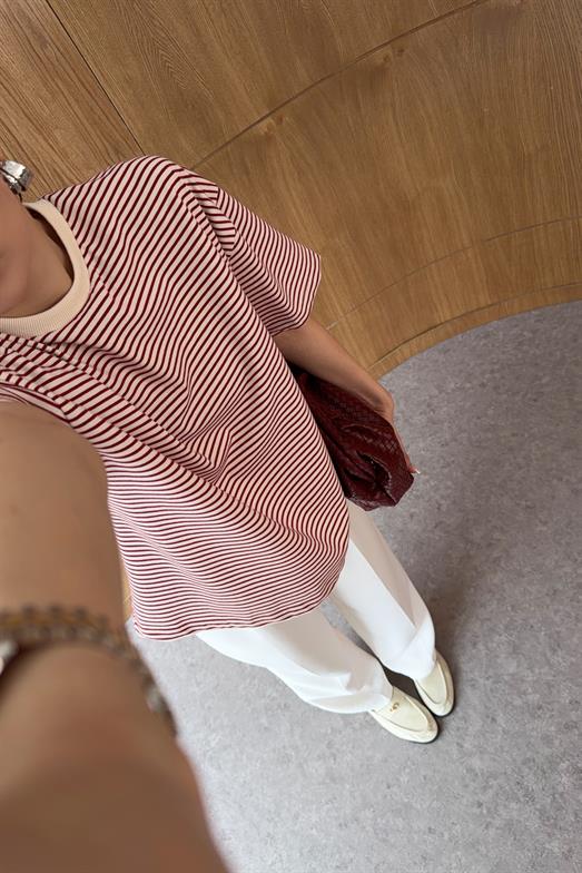 Kırmızı Çizgili Premium Tshirt