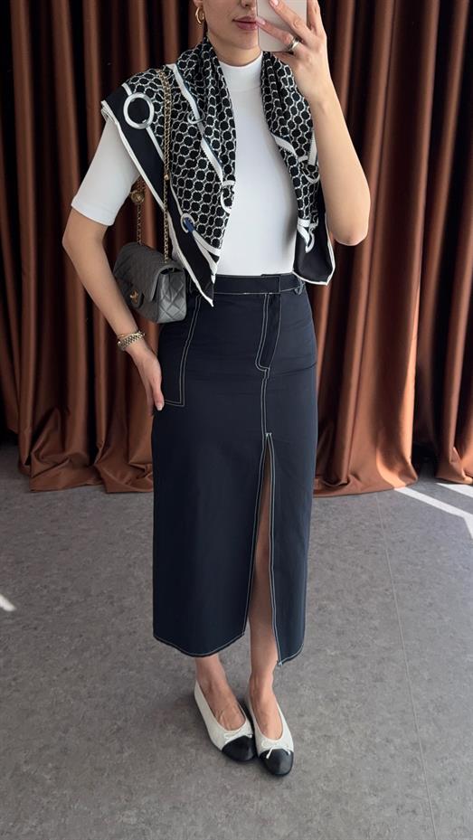 Kontrast Dikişli Yırtmaçlı Etek