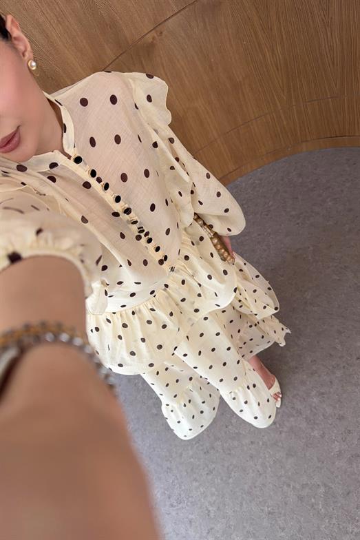Krem Puantiyeli Gömlek-Etek Takım