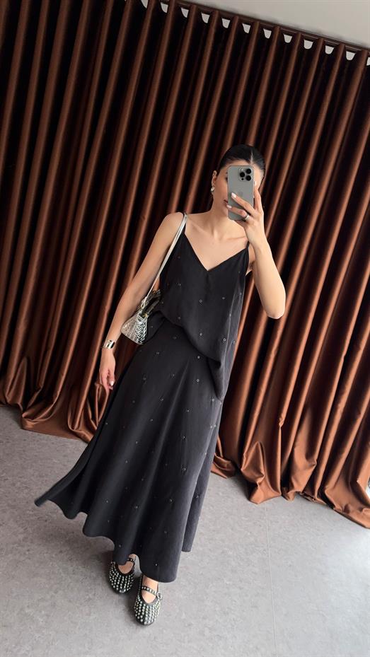 Kuş Gözü Siyah Etek-Bluz Takım