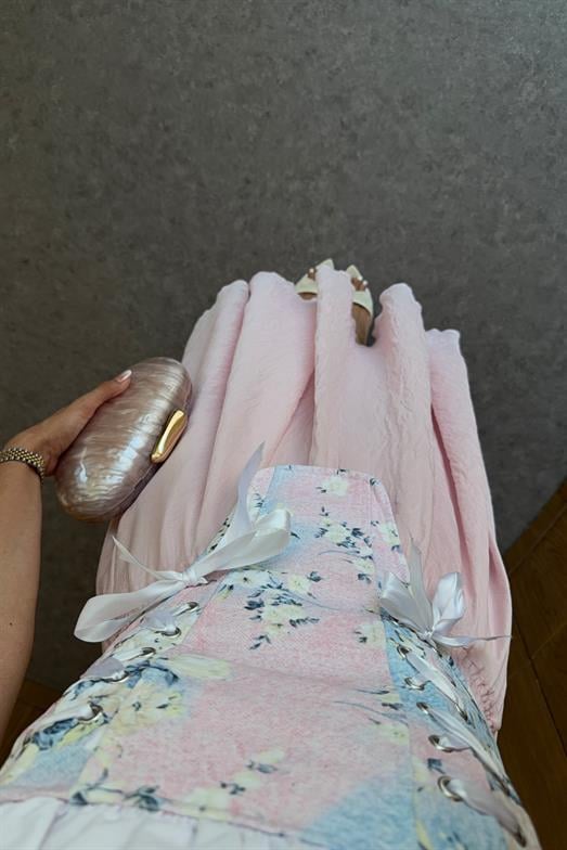Kuşgözü Pembe Korse