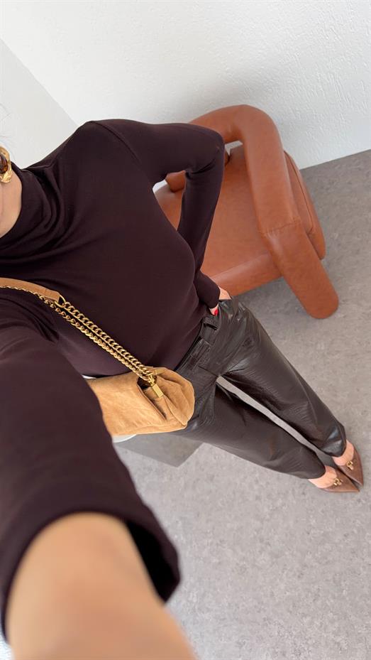 Likralı Kahverengi Balıkçı Bluz