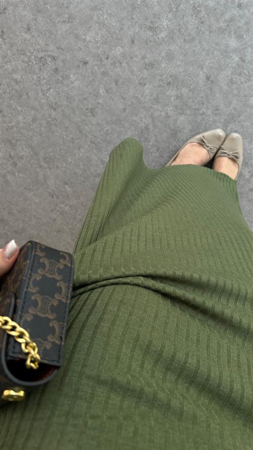 Madonna Yaka Haki Elbise