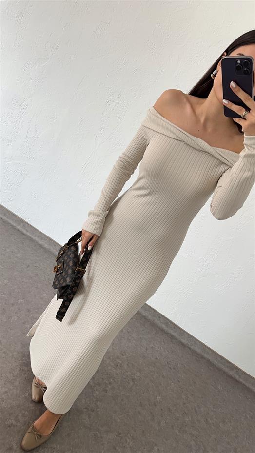 Madonna Yaka Krem Elbise