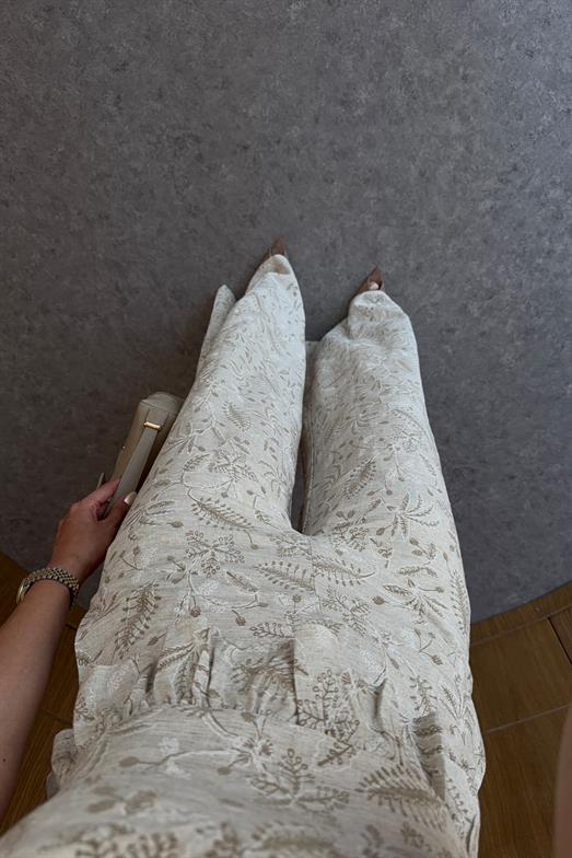 Nakış Görünümlü Boncuklu Büstiyer-Pantolon Naturel Takım
