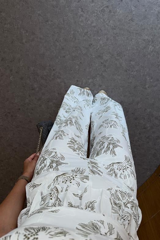 Nakış Görünümlü Boncuklu Büstiyer-Pantolon Beyaz Takım