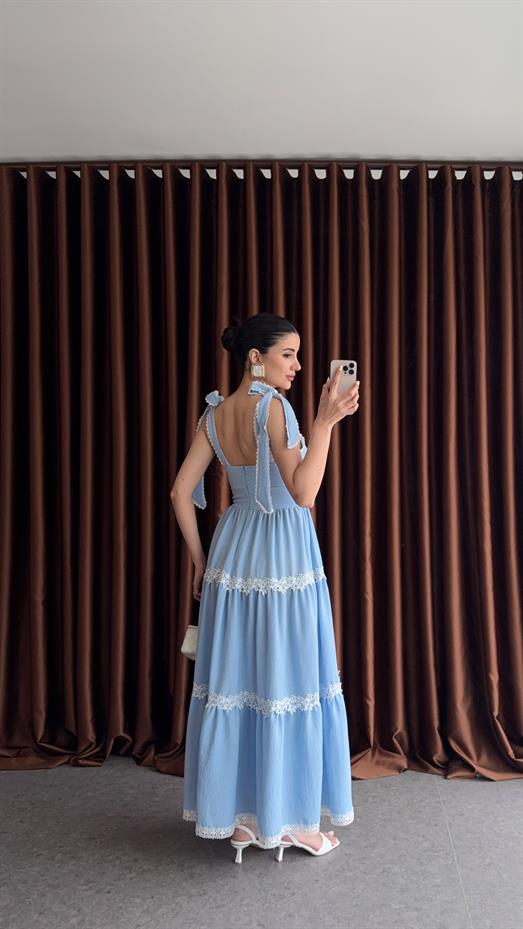 Omuz Bağlamalı Mavi Uzun Elbise