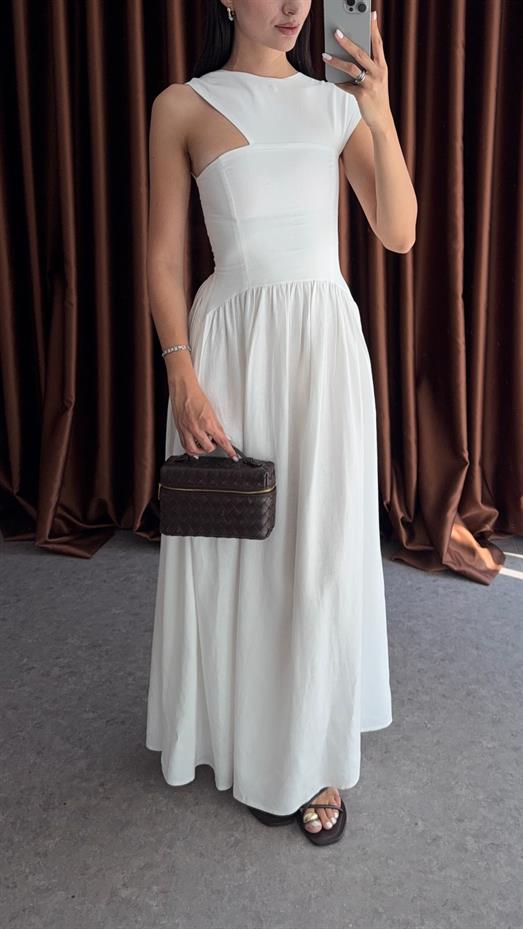 Omuz Detaylı Keten Beyaz Elbise