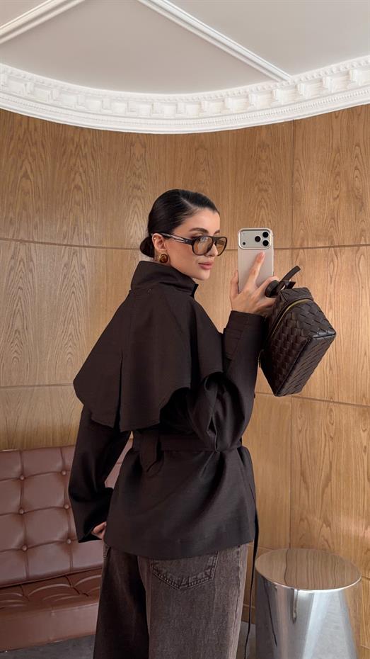 Pelerinli Kahverengi Ceket