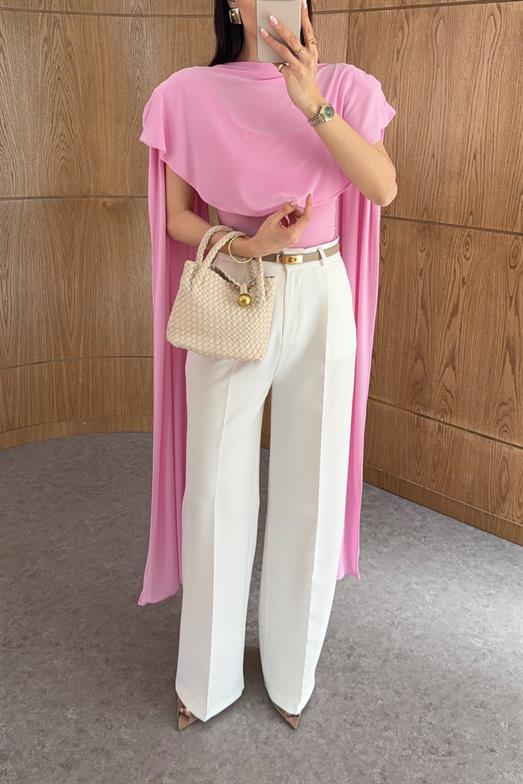 Pelerinli Pembe Bluz