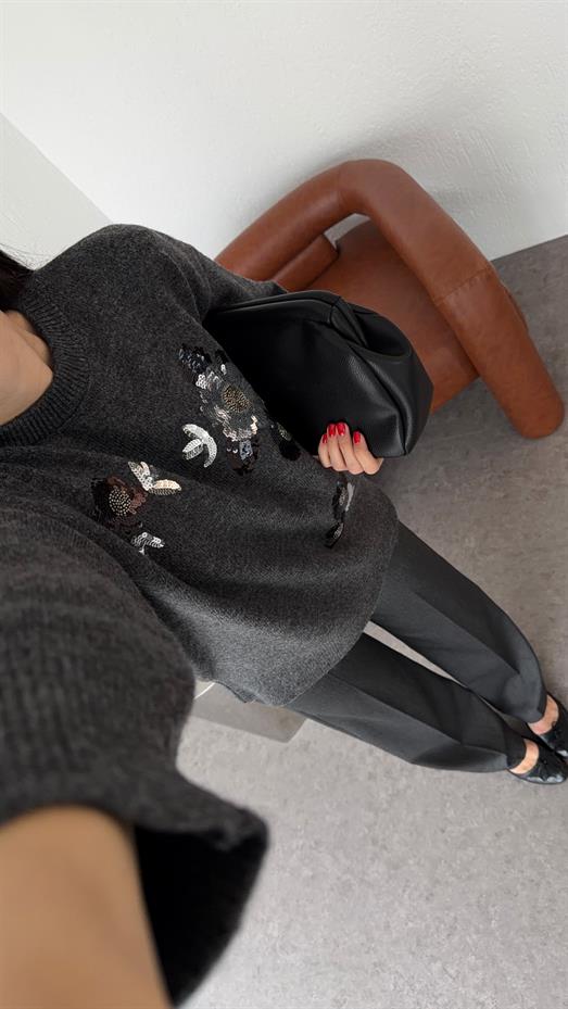 Pullu Premium Antrasit Kazak