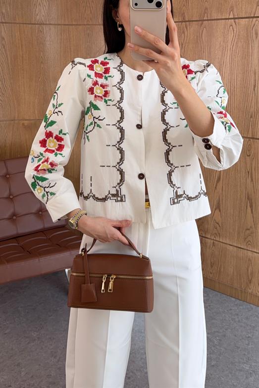Renkli Çiçek Nakış İşlemeli Ceket