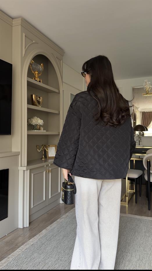 Seyyar Atkılı Siyah Mont